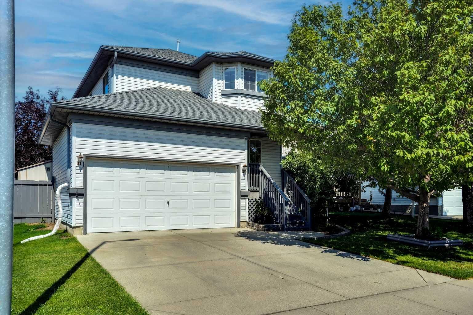 Property Photo: 158 Saratoga Close NE AB T1Y 7A1