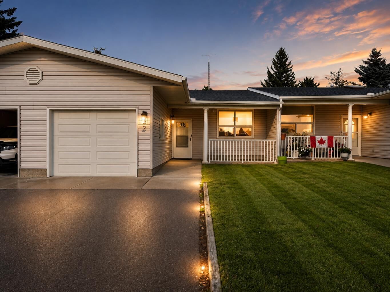 Property Photo: 717 Centre Street 2 AB T0L 2B0