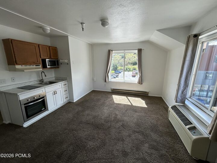 Property Photo:  1940 Prospector Avenue 401  UT 84060 