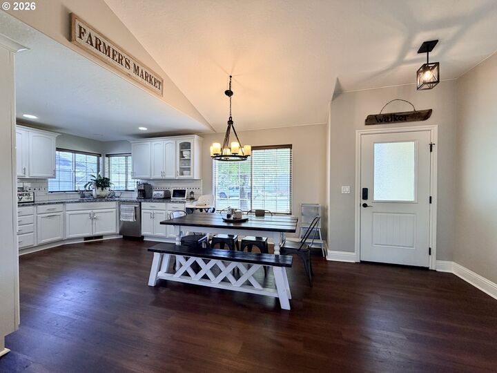 Property Photo: 730 W Sandpiper Ave OR 97838