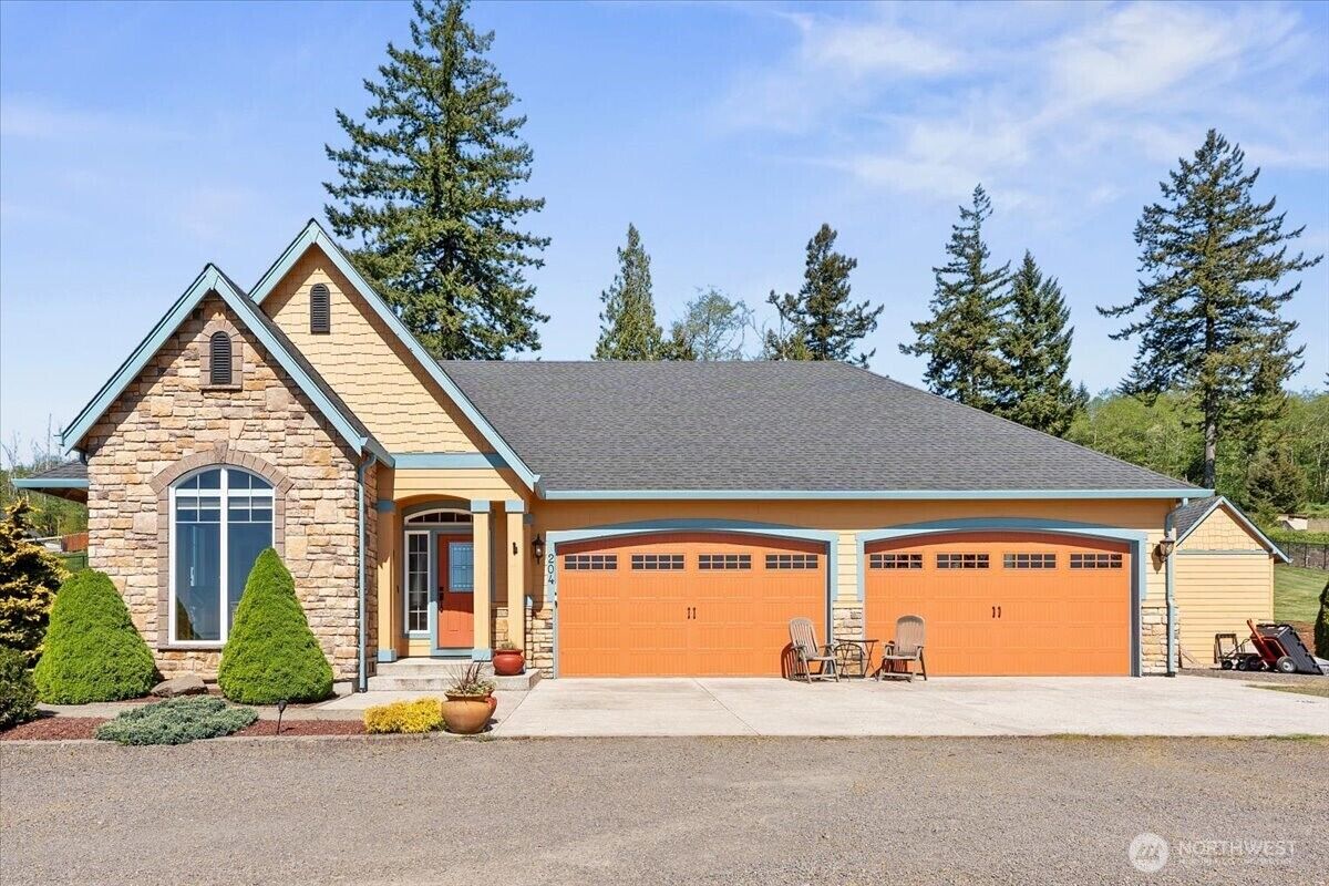 Property Photo:  204  Powder Hill Drive  WA 98625 