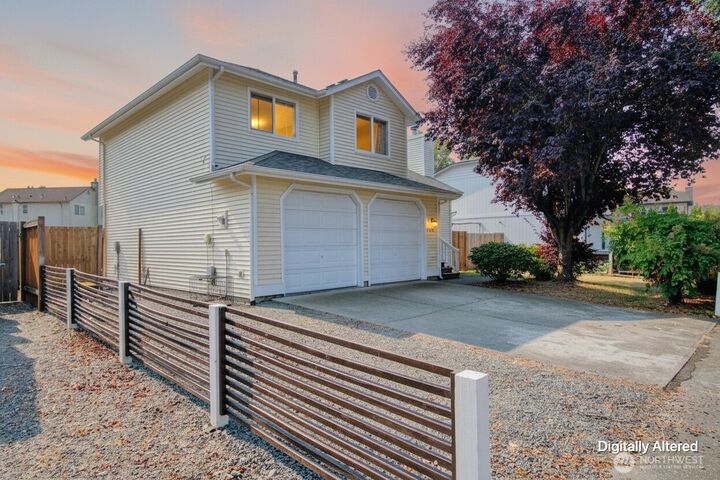 Property Photo: 15355 Heintz Avenue SE WA 98272