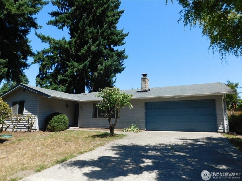 Property Photo:  522  Penguin Court SE  WA 98503 