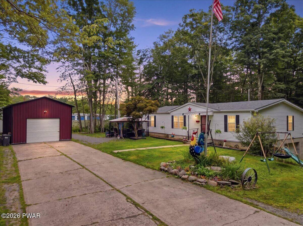 Property Photo: 106 S Main Street PA 18421