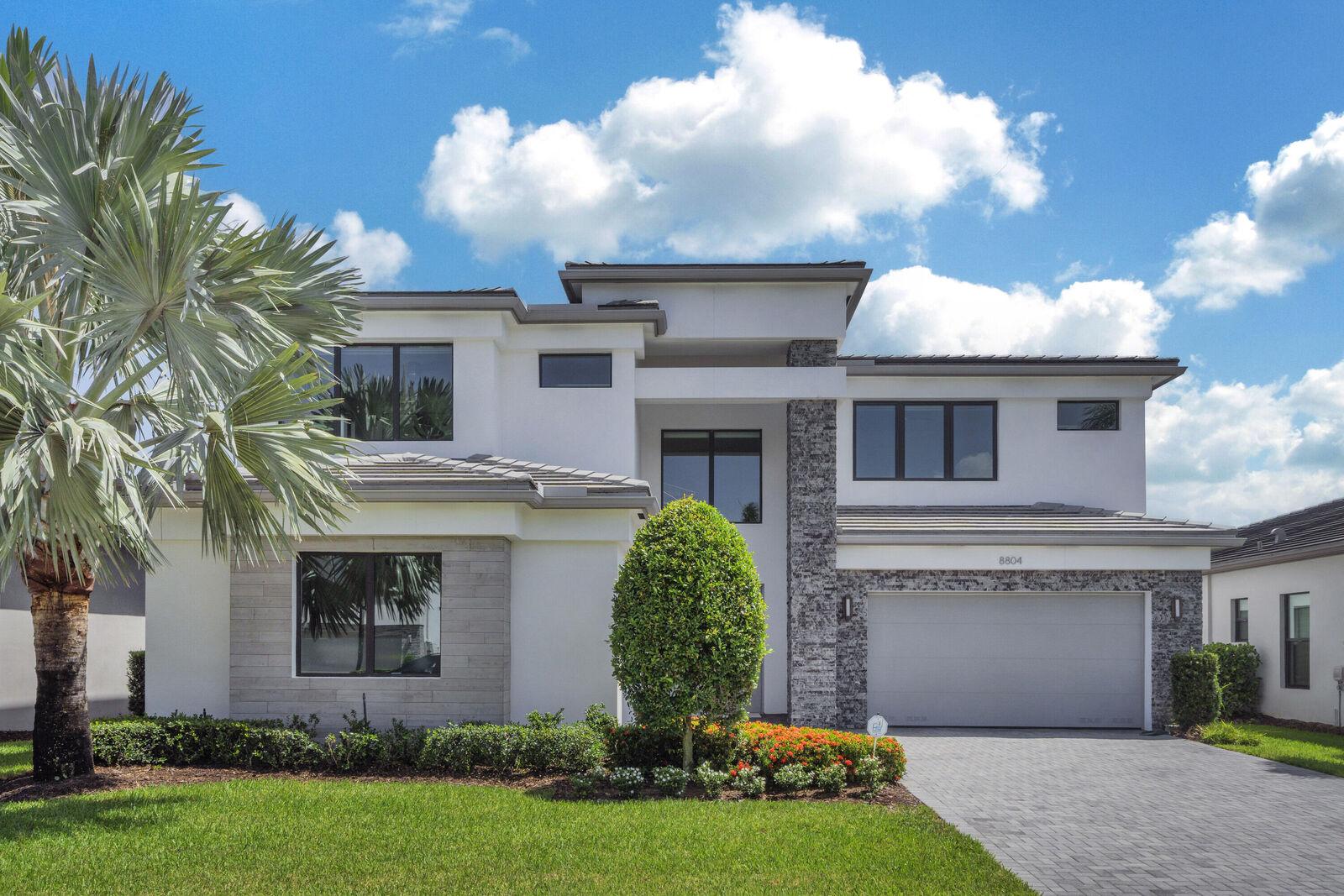 Property Photo:  8804 Skyward Street  FL 33496 