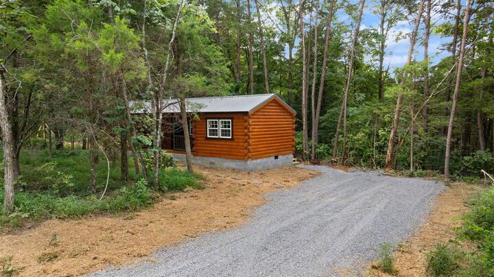 Property Photo: 2501 Chestnut Grove Road KY 42728