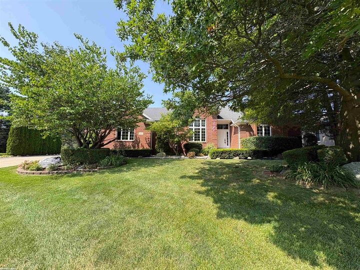 Property Photo:  56411 Dickens Drive  MI 48316 