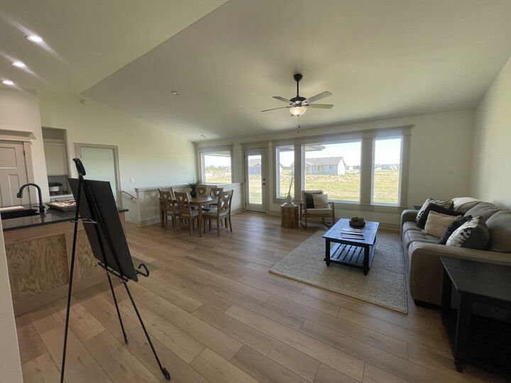 Property Photo: 2231 E Arrowhead St KS 67002