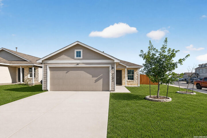 Property Photo:  7202 Rosada Way  TX 78218 