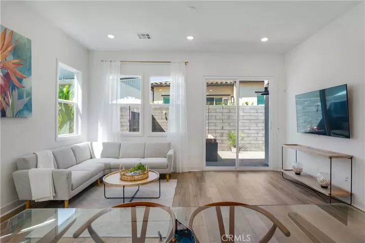 Property Photo:  842 Sunrise Road  CA 92694 