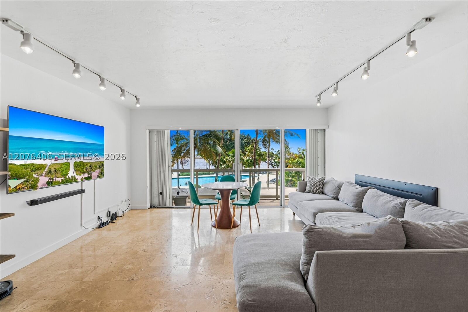 Property Photo: 2451 Brickell Ave 2T FL 33129
