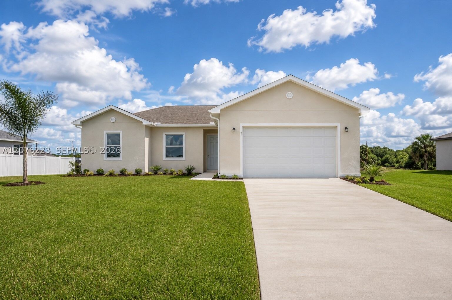 Property Photo:  1109 Kraft St  FL 33935 