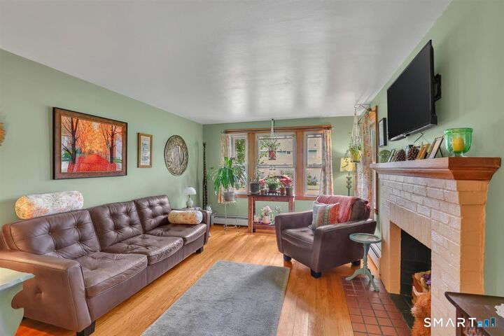 Property Photo:  200 Woodland Street  CT 06042 