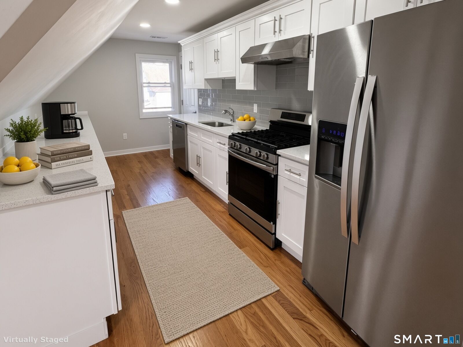 Property Photo:  42 Waterville Street 3  CT 06710 