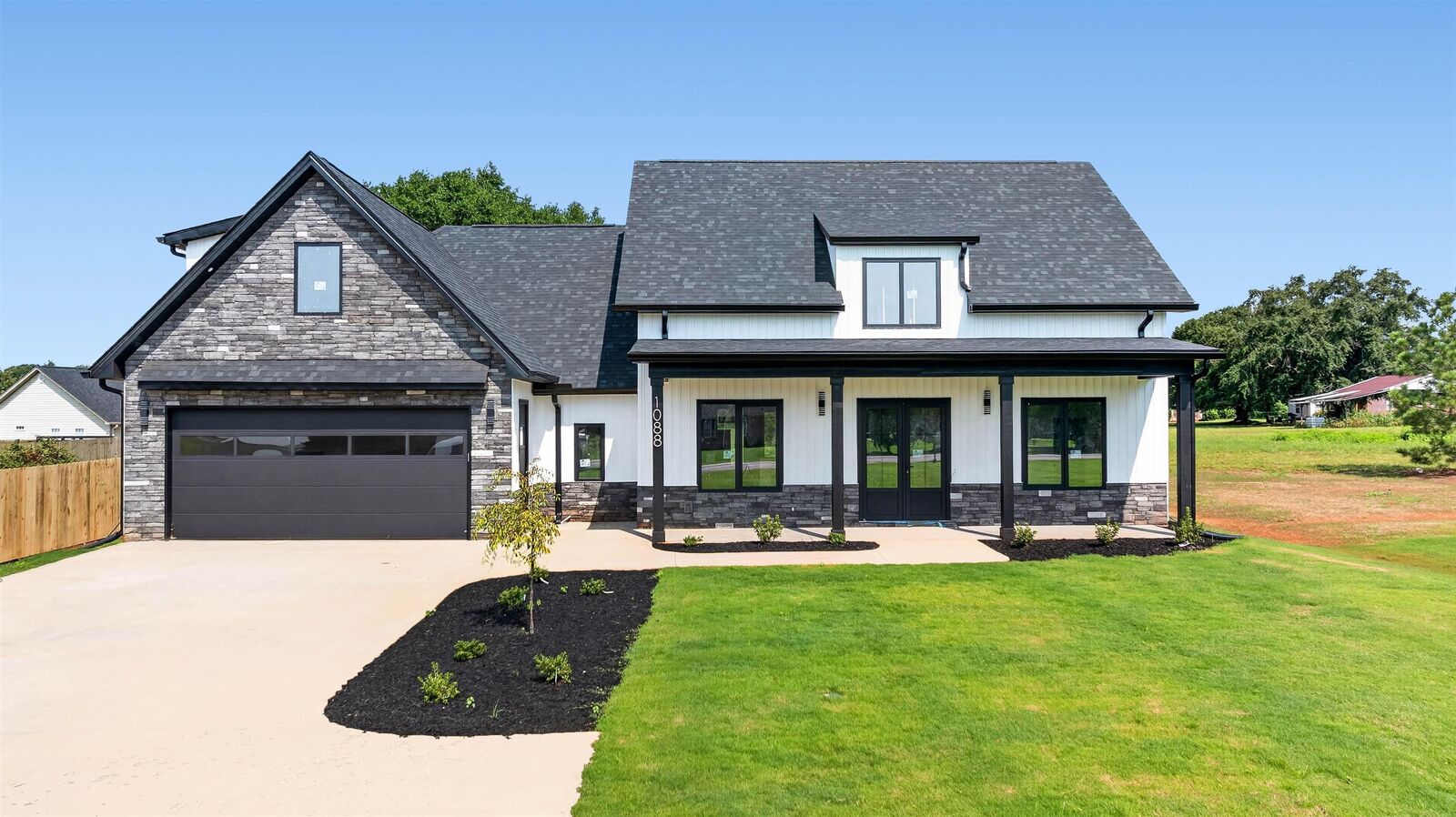 Property Photo: 1088 John Dodd Road SC 29303