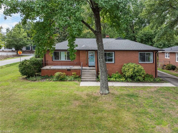 Property Photo:  601 Quaker Lane  NC 27262 