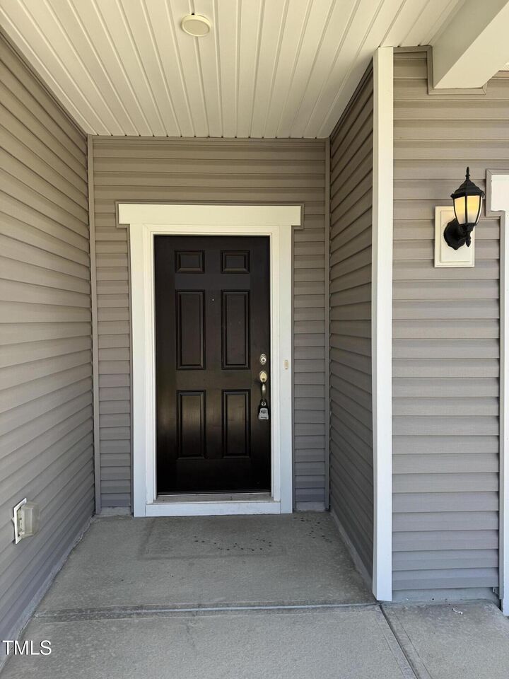 Property Photo:  145 Willow Grove Lane  NC 27526 