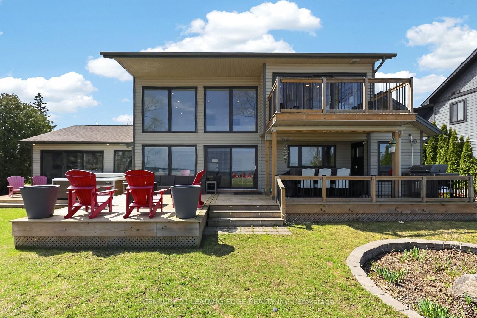 Property Photo:  29 St. Clair Street  ON L9Y 5N5 