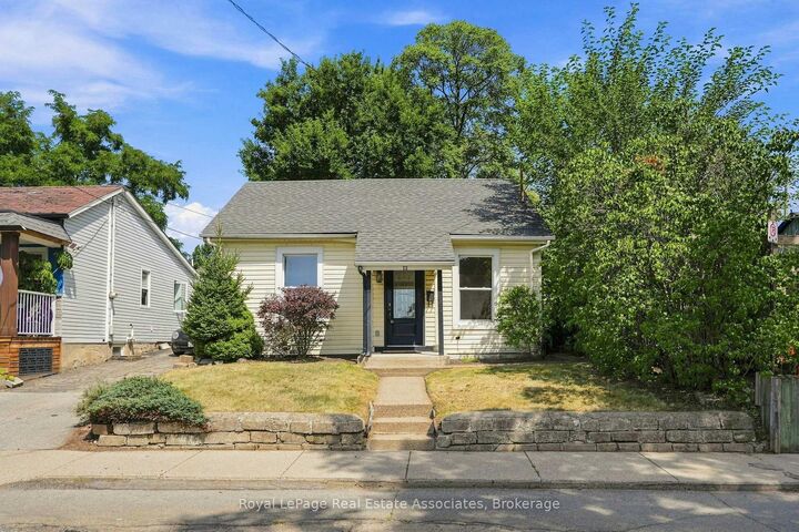 12 Nelson Street — photo 1