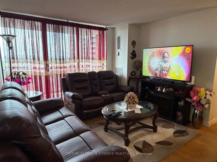 Photo de la propriété:  17 Knightsbridge Road 1205  ON L6T 3X9 