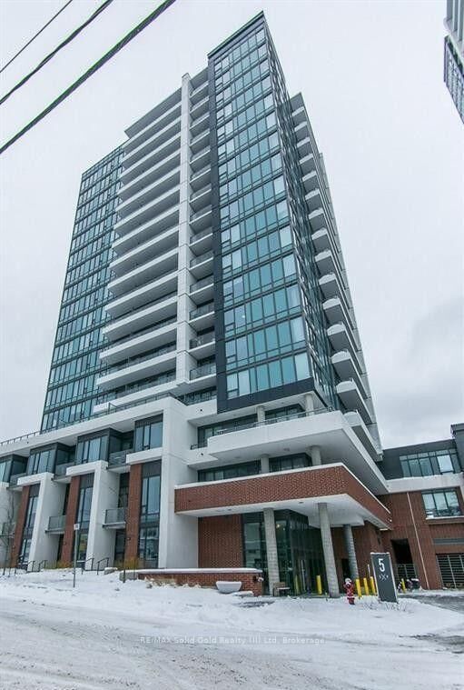 5 Wellington Street S 1607 — photo 1
