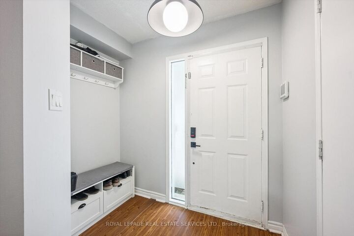 Property Photo: 1240 Westview Terrace 66 ON L6M 3M4
