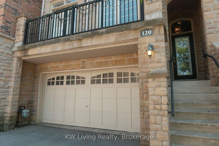 Property Photo:  120 Chapman Court  ON L4G 0E2 