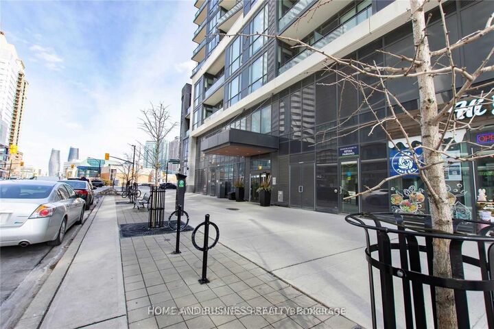 Property Photo:  510 Curran Place 1602  ON L5B 0J8 