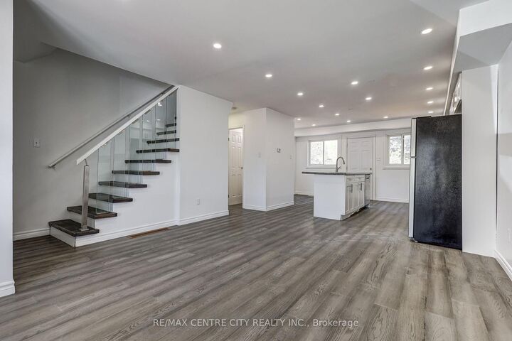 Property Photo:  1443 Huron Street 41  ON N5V 2E6 