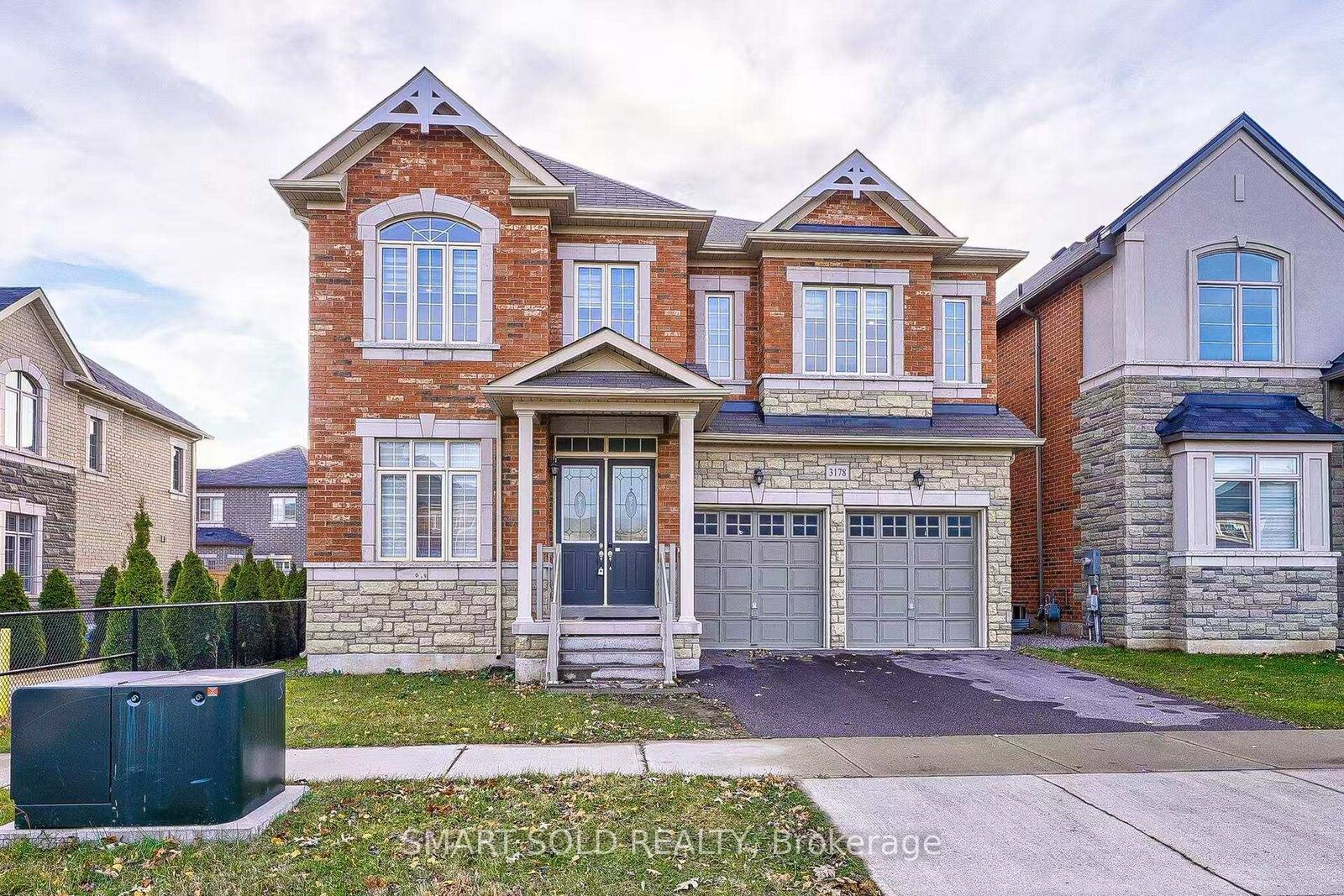 Property Photo:  3178 Buttonbush Trail  ON L6H 0T4 