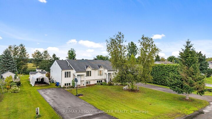 Property Photo: 535A Devista Boulevard ON K0B 1A0
