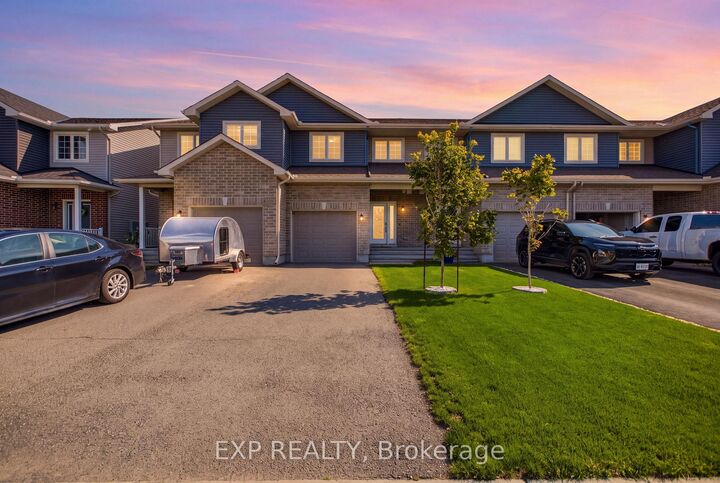 Property Photo: 42 Vimy Ridge Crescent ON K7S 0H7