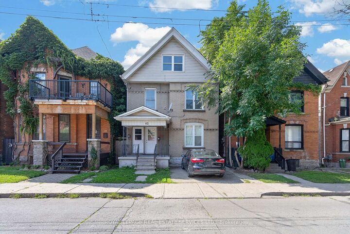 62 Erie Avenue — photo 1