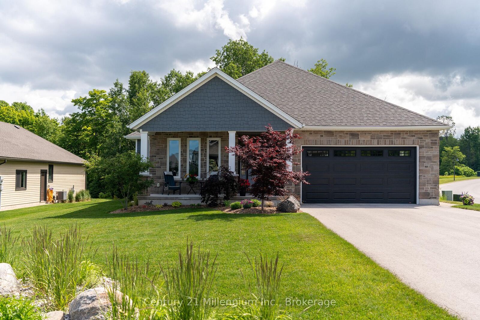 Property Photo: 401 Algoma Crescent ON N0H 1S0
