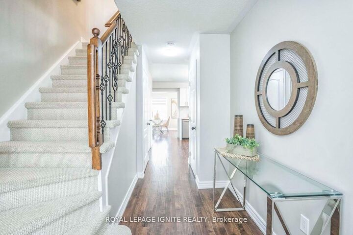 Property Photo:  172 Kirkland Place  ON L1P 1X2 