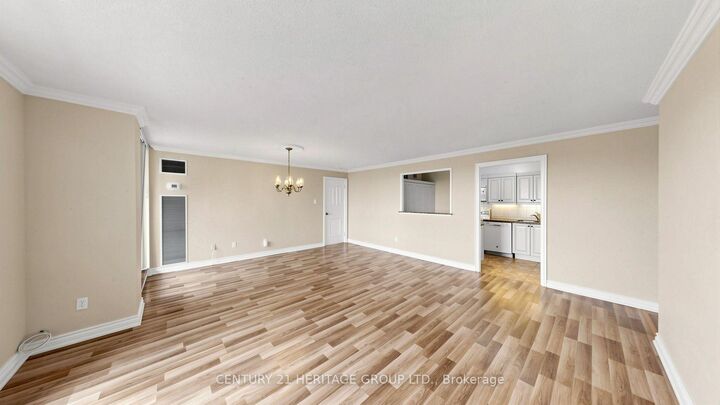 Property Photo:  60 Inverlochy Boulevard 1108  ON L3T 4T7 