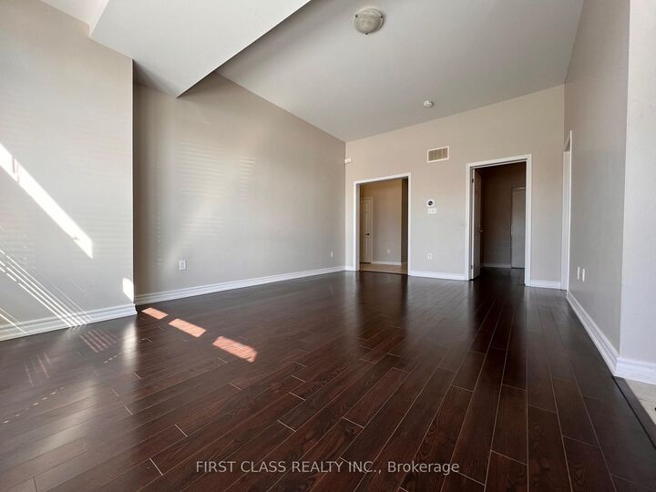 Property Photo:  3038 Bur Oak Avenue 2  ON L6B 0R1 