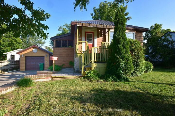 Property Photo: 289 Bennet Street ON K9H 5B8
