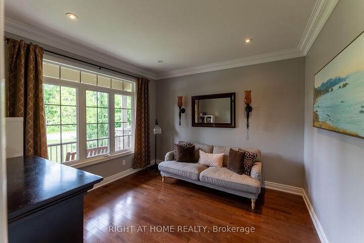 Property Photo: 1660 Moyer Avenue ON L9S 1S8