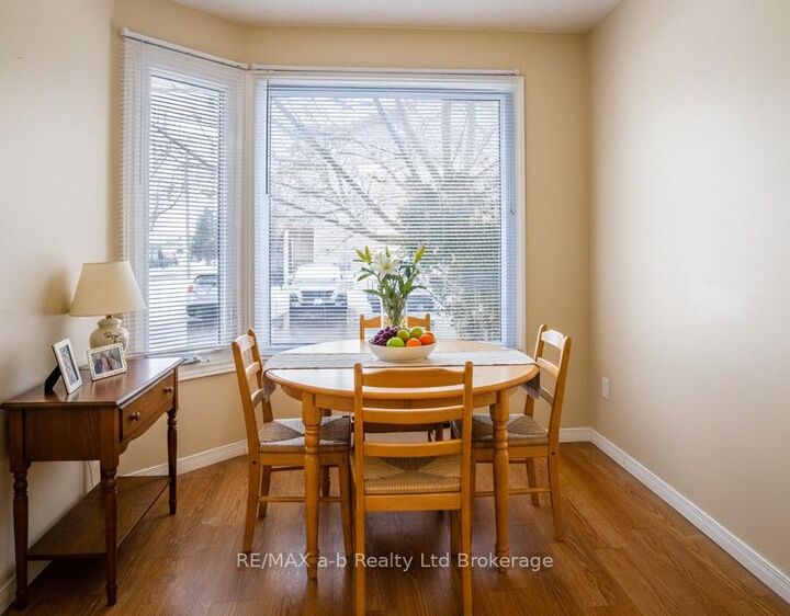 Property Photo:  10 Dufferin Street 1  ON N0J 1P0 