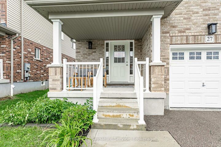 Property Photo: 27 Freer Drive ON N0B 1E0