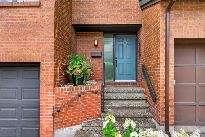 Property Photo: 202 Holmwood Avenue ON K1S 2P7