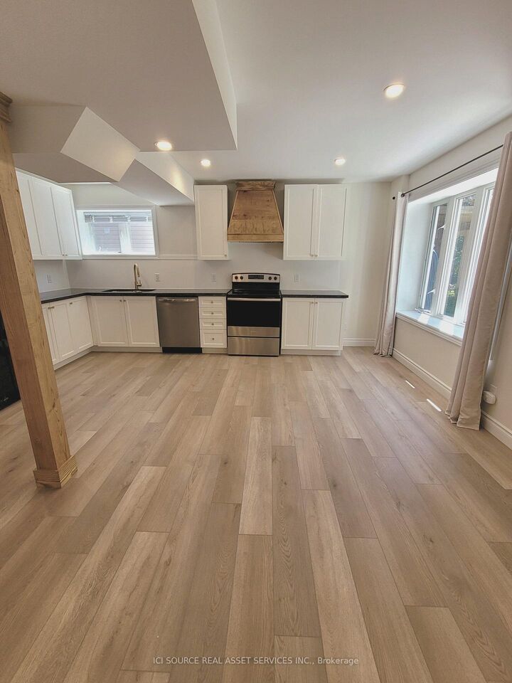 Property Photo:  66 White Sands Way Lower  ON L9Z 0E1 