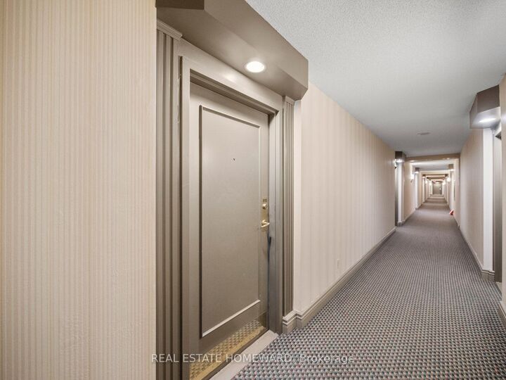 Property Photo: 1091 Kingston Road 815 ON M1N 4E5