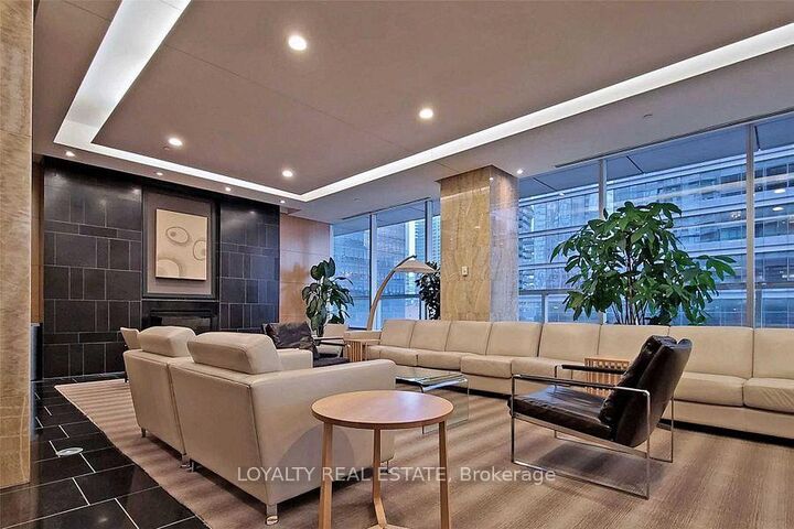 Property Photo:  65 Bremner Boulevard 4907  ON M5J 0A7 