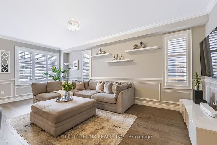 Property Photo: 89 Sharonview Crescent ON L9N 0S5