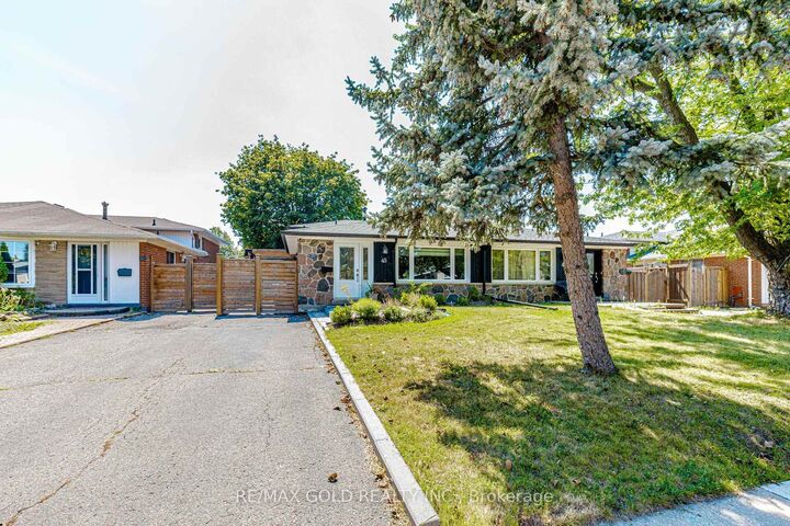 45 Grange Drive — photo 1
