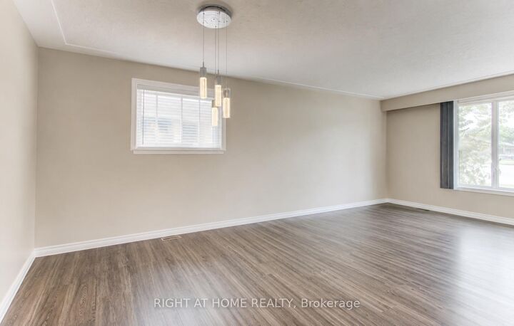 Property Photo: 204 Holborn Drive ON N2A 2E8