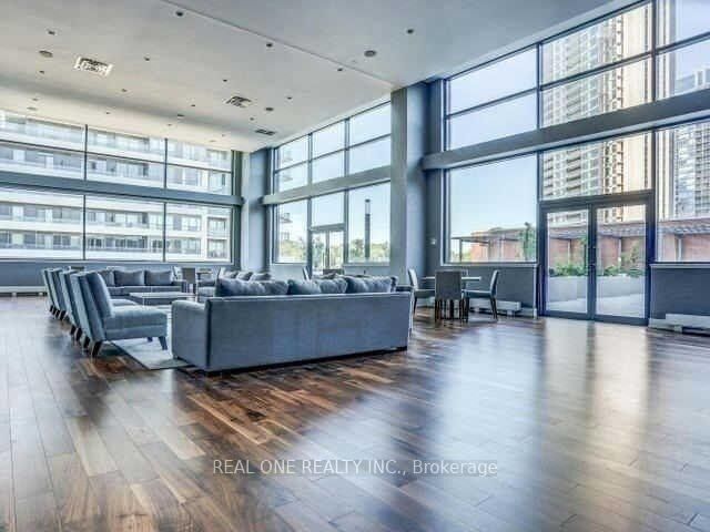 Property Photo: 2200 Lake Shore Boulevard W 3907 ON M8V 1A4