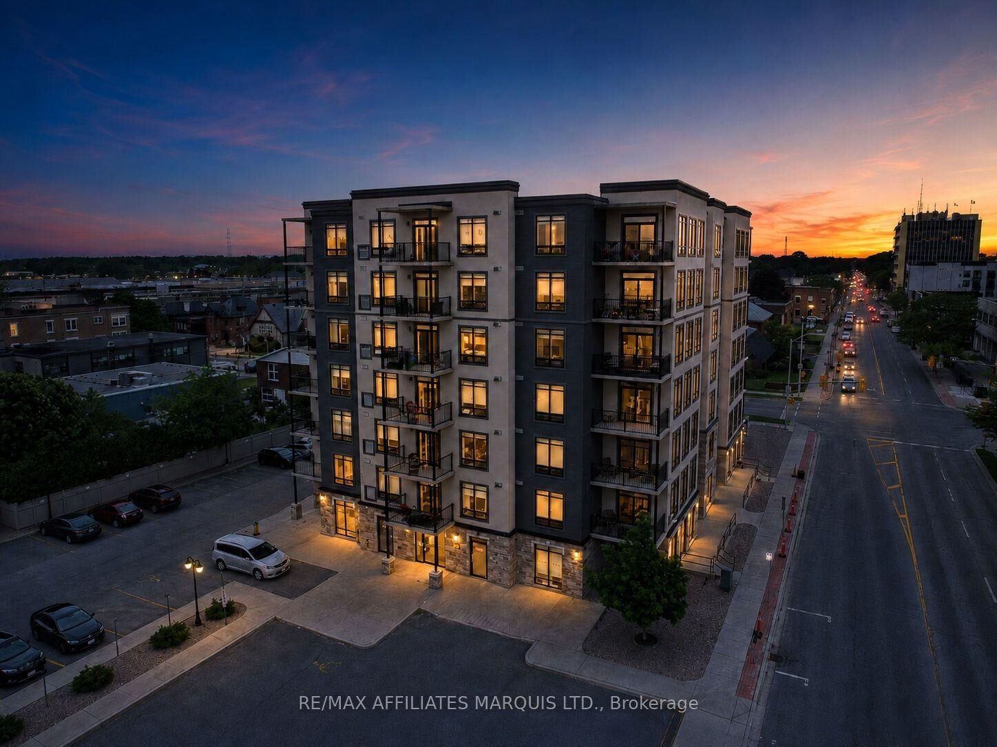 Photo de la propriété:  108 Second Street E 200  ON K6H 3H1 